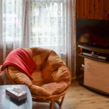 Amazing In W/ 1 Bedrooms Ferienhaus Balatonmáriafürdő
